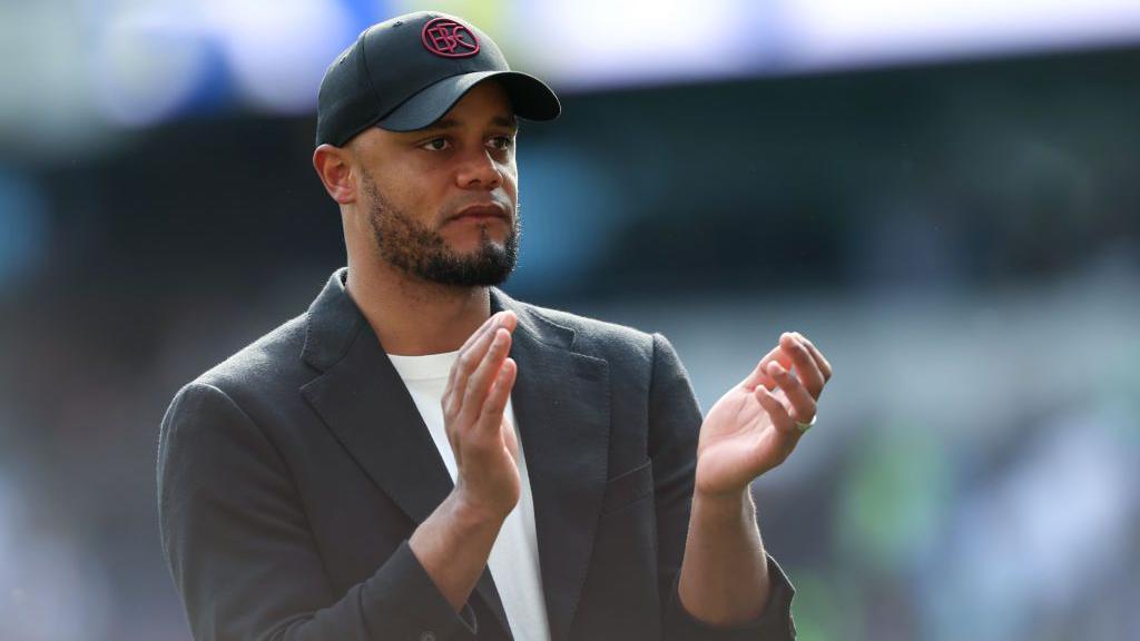 Vincent Kompany, juego de Ubicación